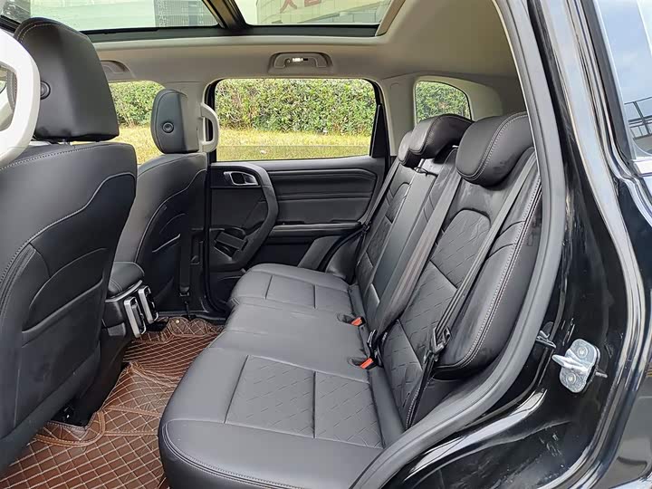 Фото 8 - Haval Dargo