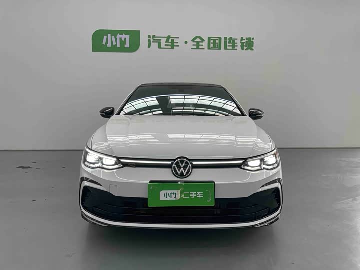 Фото 3 - Volkswagen Golf