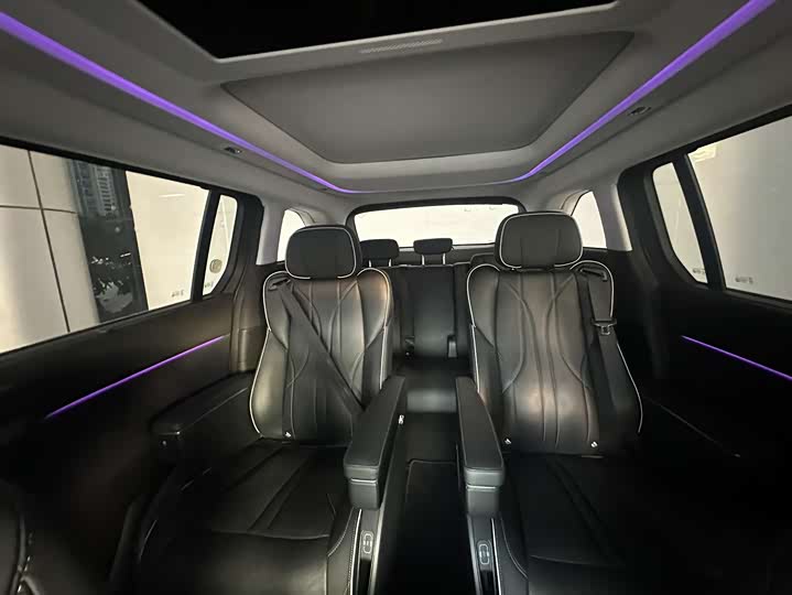 Фото 7 - XPeng X9