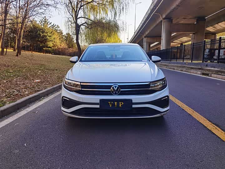 Фото 2 - Volkswagen Bora
