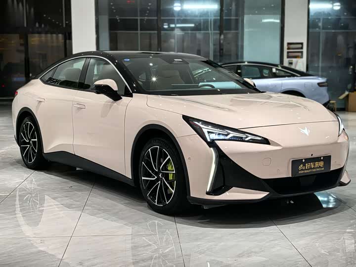 Фото 3 - BAIC Arcfox Alpha S5