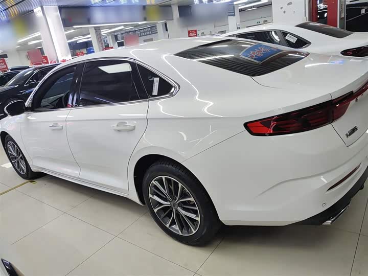 Фото 5 - Geely Preface