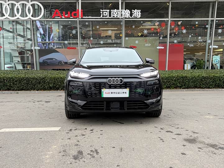 Фото 2 - Audi Q6L e-tron