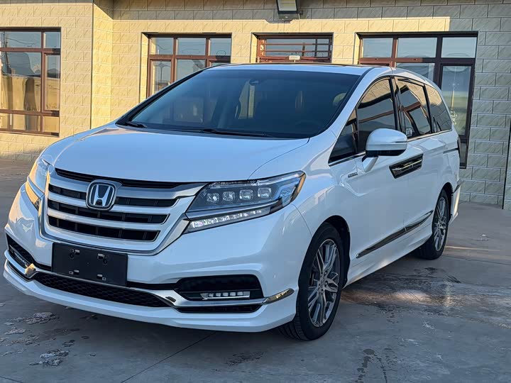 Фото 5 - Honda Elysion