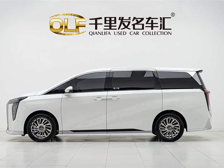 Фото 7 - GAC Trumpchi M8