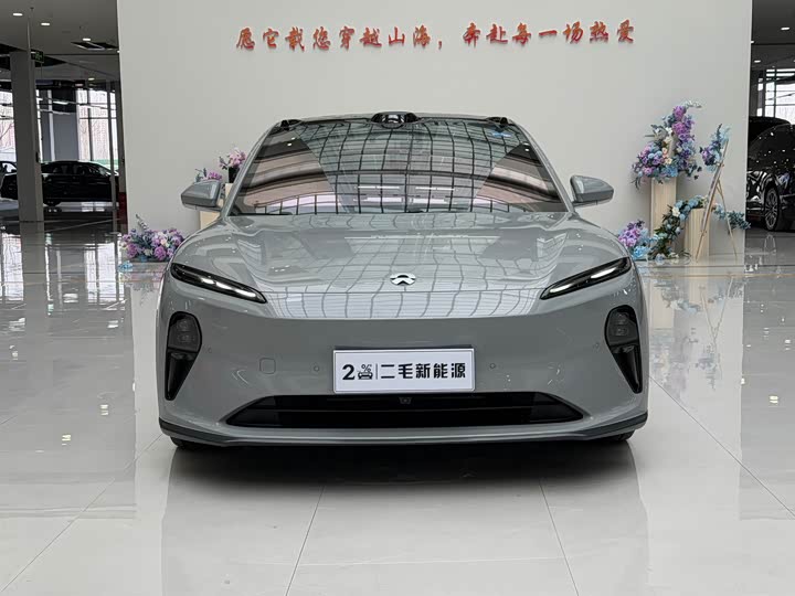 Фото 2 - Nio ET5T