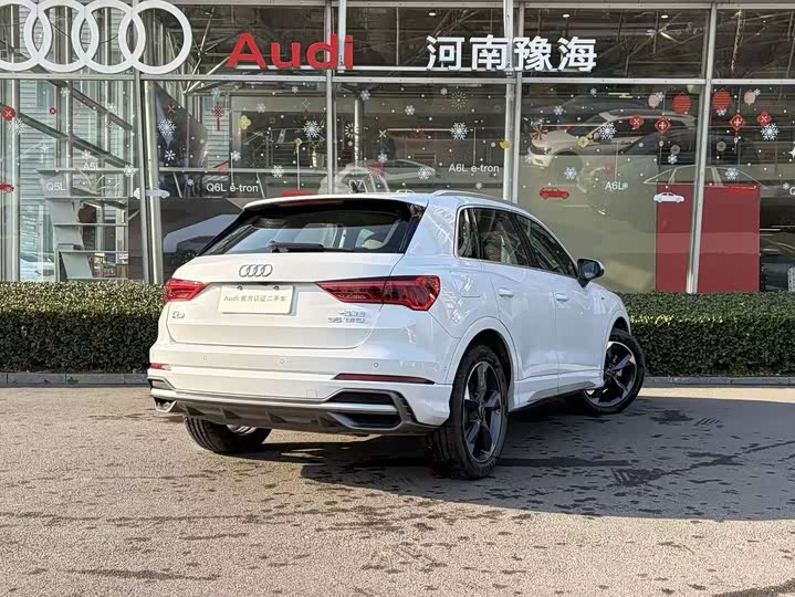 Фото 5 - Audi Q3