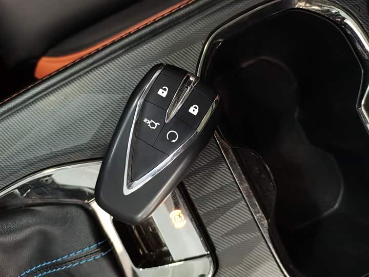 Фото 9 - Changan Oshan X5