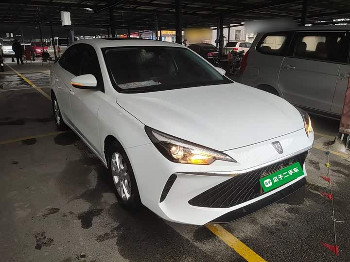 Фото 4 - Roewe i5