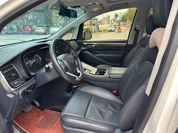 Фото 4 - GAC Trumpchi M8