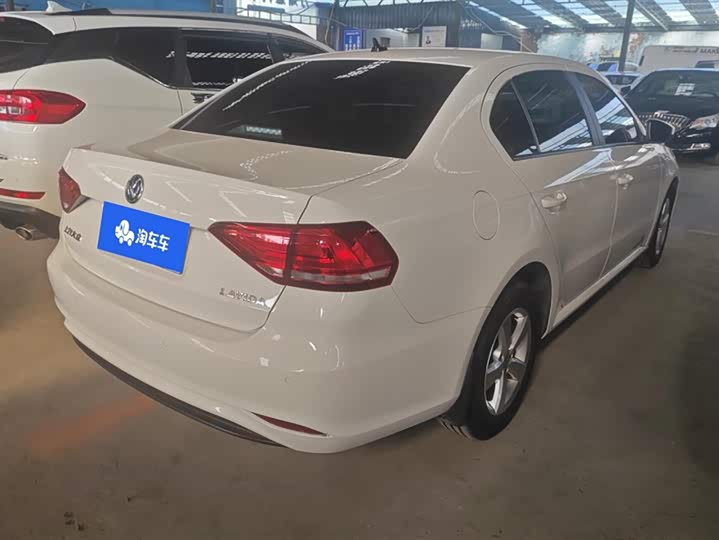 Фото 3 - Volkswagen Lavida