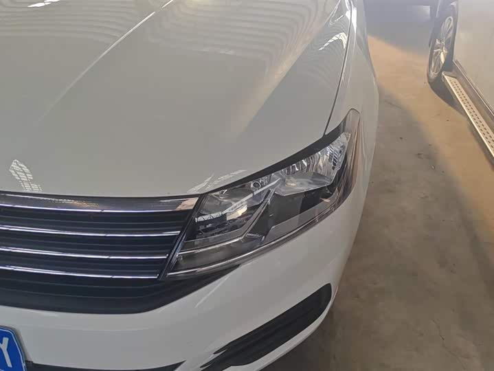 Фото 5 - Volkswagen Lavida