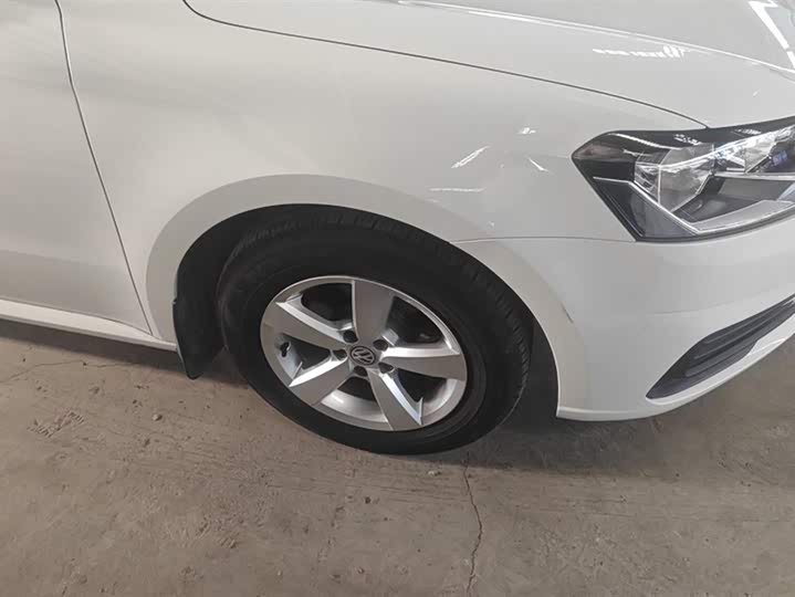 Фото 6 - Volkswagen Lavida