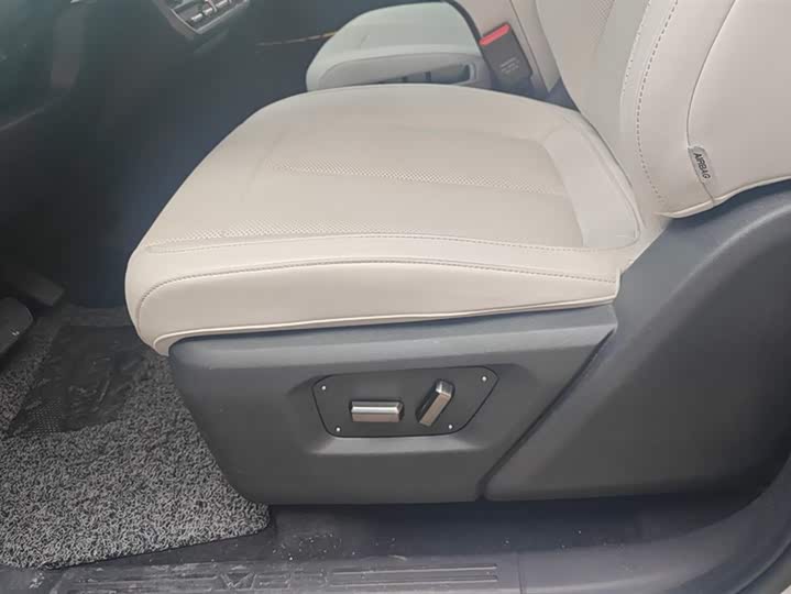 Фото 9 - Chery iCar V23