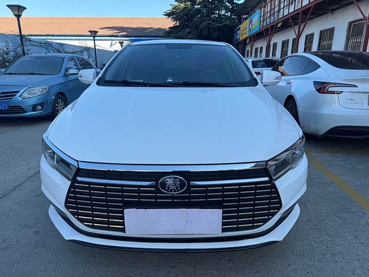 Фото 2 - BYD Qin EV