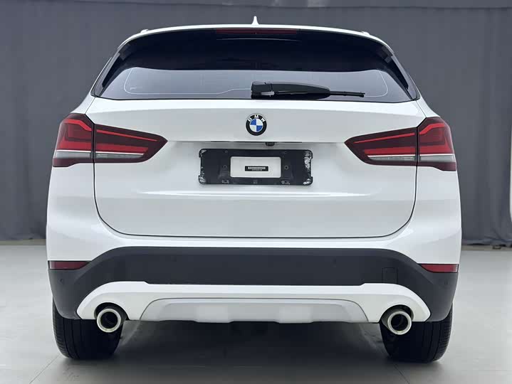 Фото 6 - BMW X1