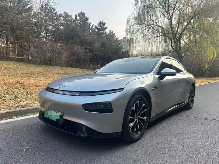 Фото 1 - XPeng P7