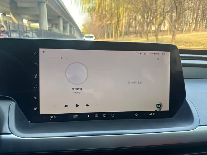 Фото 9 - XPeng P7