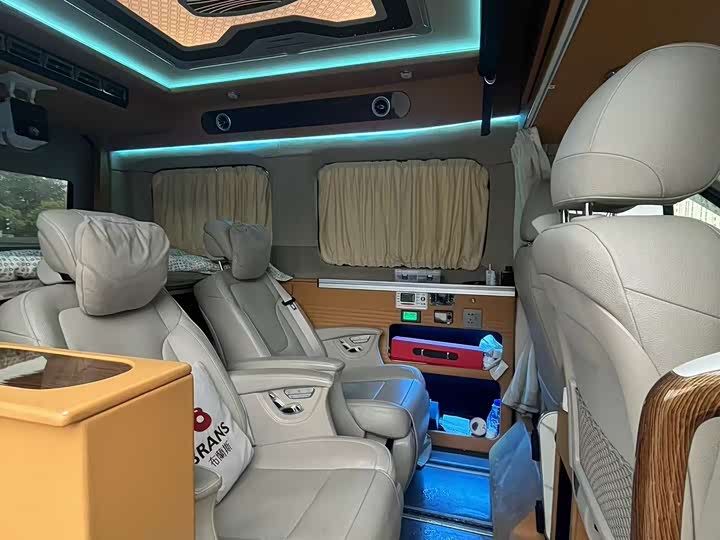 Фото 9 - Maxus V90