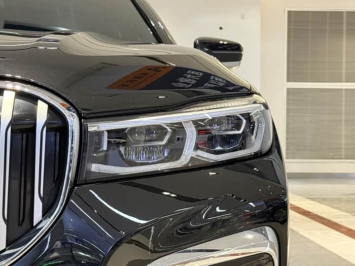 Фото 4 - BMW 7 Series