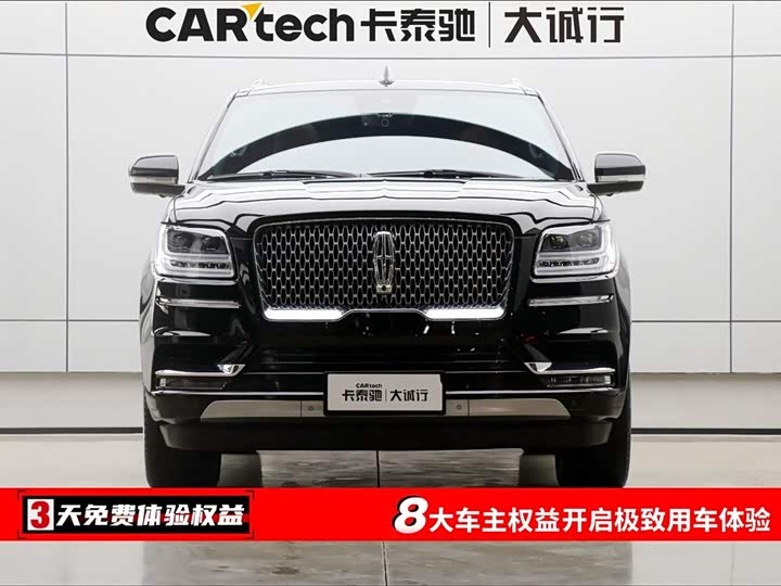 Фото 2 - Lincoln Navigator