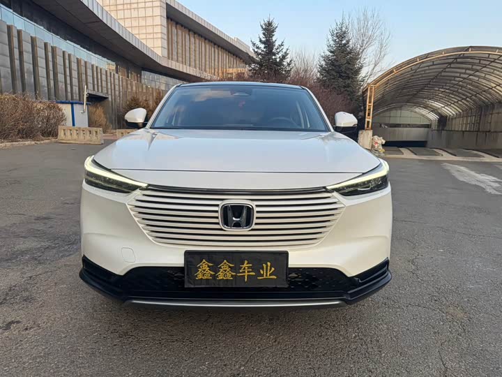 Фото 2 - Honda Vezel