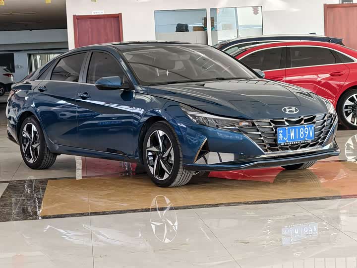 Фото 2 - Hyundai Elantra N line