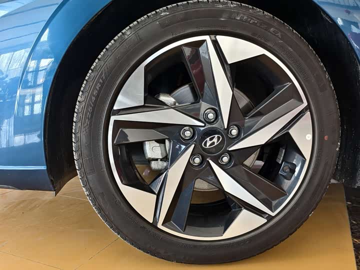 Фото 5 - Hyundai Elantra N line