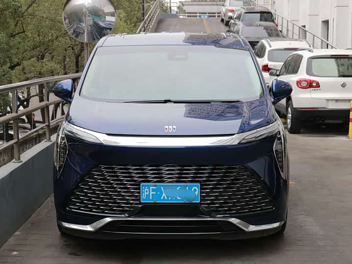 Фото 4 - Buick GL8 Century