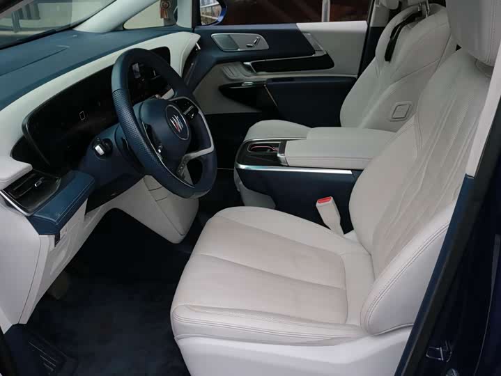 Фото 6 - Buick GL8 Century