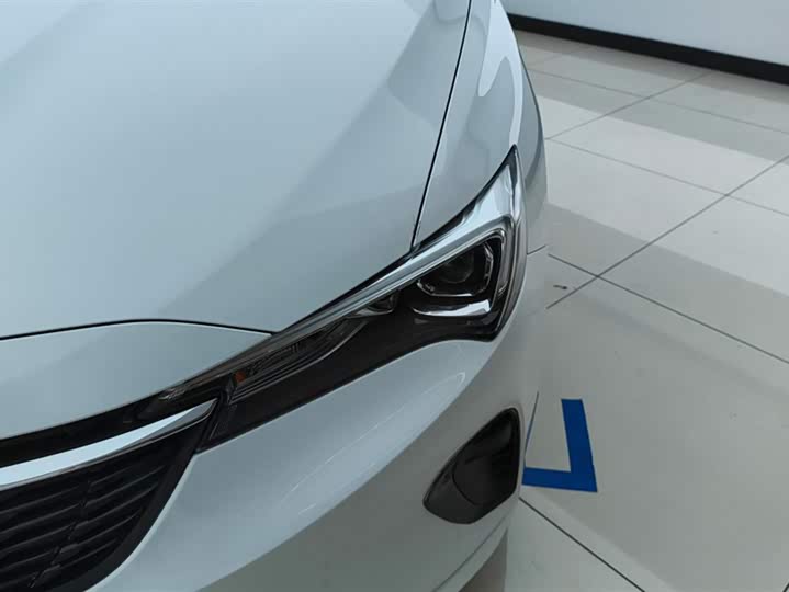 Фото 5 - Buick Verano