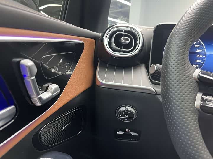 Фото 3 - Mercedes-Benz GLC-Class