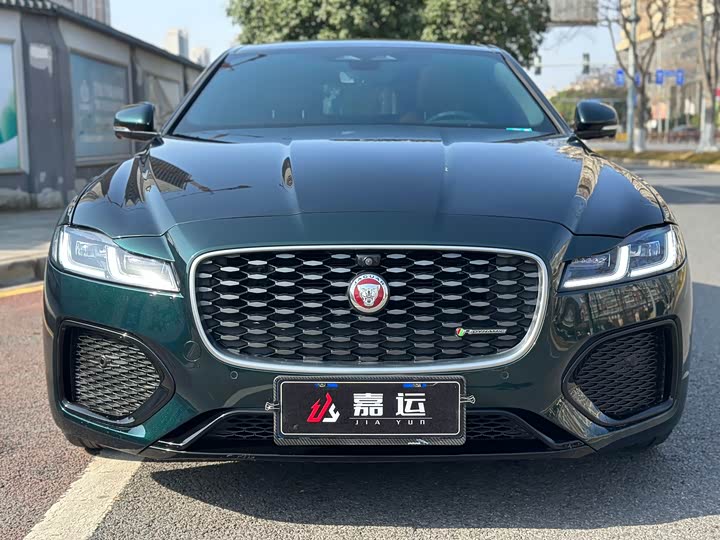 Фото 2 - Jaguar XF L