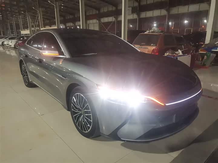 Фото 4 - BYD Han