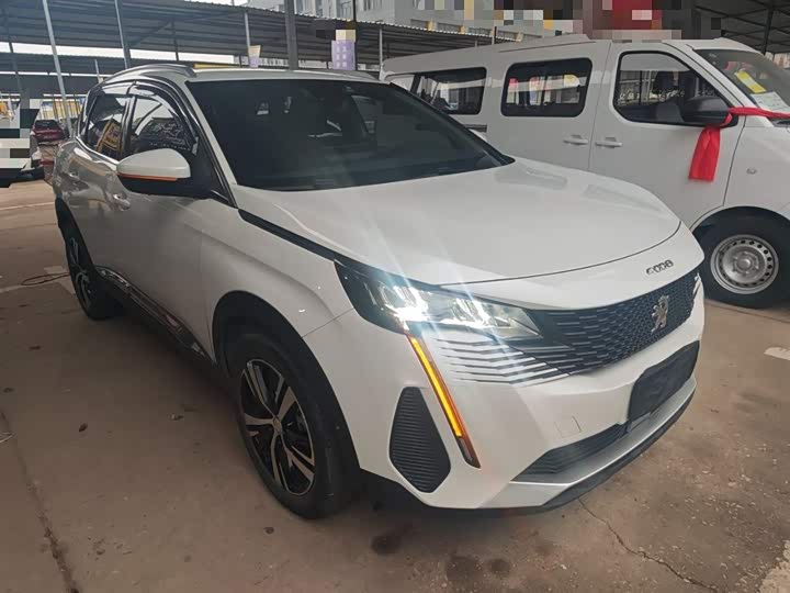 Фото 4 - Peugeot 4008