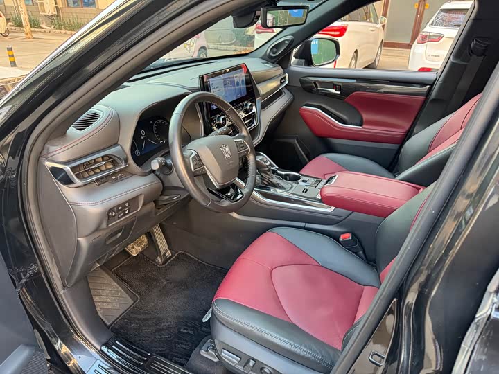 Фото 9 - Toyota Crown Kluger