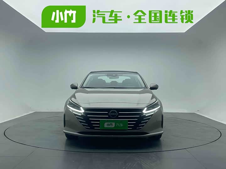 Фото 2 - Nissan Teana