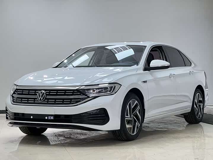 Фото 1 - Volkswagen Sagitar L