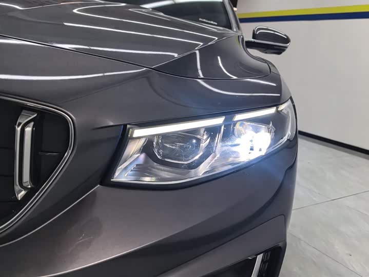 Фото 5 - Geely Preface