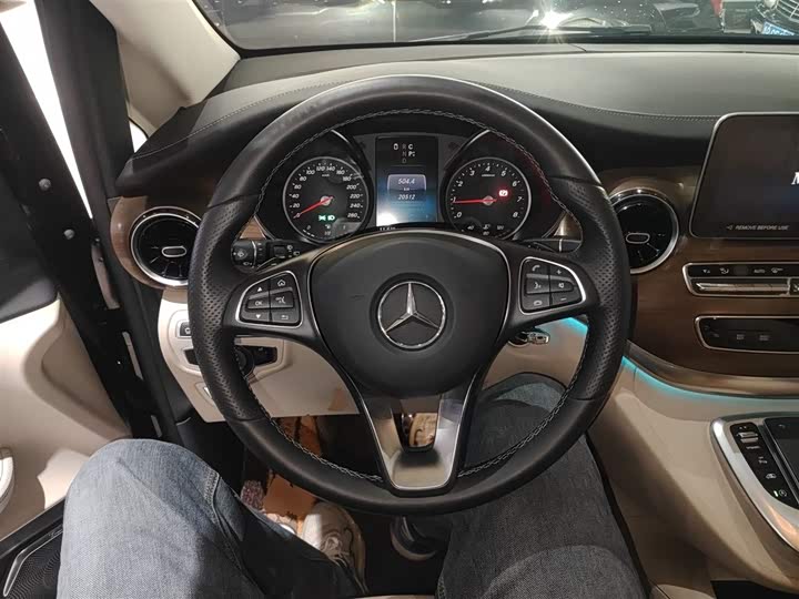 Фото 3 - Mercedes-Benz V-Class