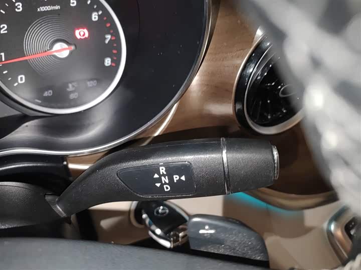 Фото 6 - Mercedes-Benz V-Class