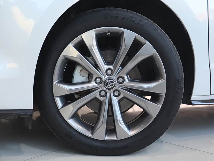 Фото 4 - Toyota Sienna