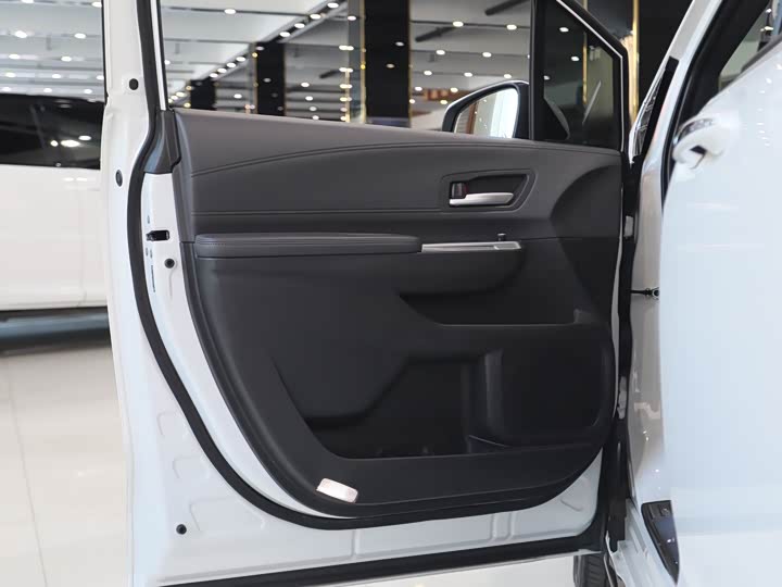 Фото 5 - Toyota Sienna