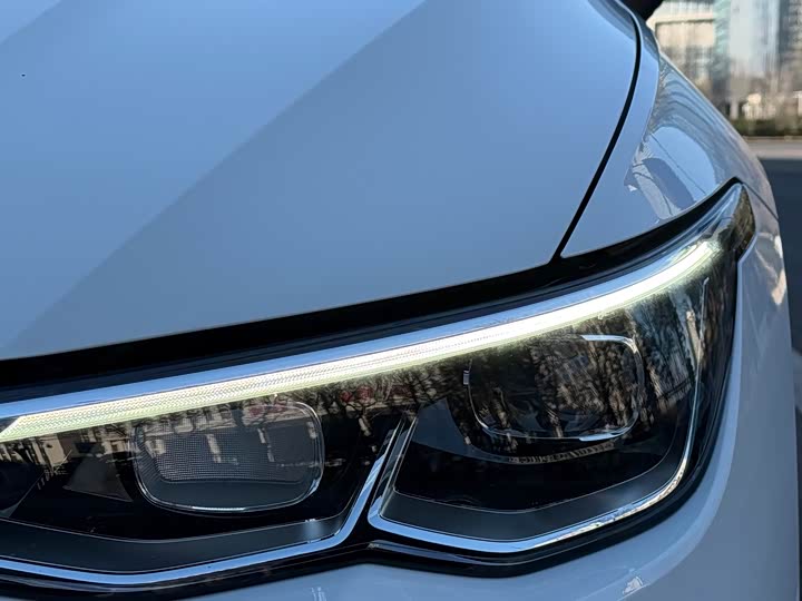 Фото 4 - Volkswagen Golf