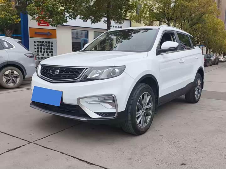 Фото 2 - Geely Atlas