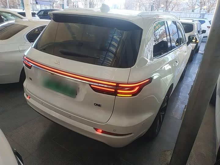 Фото 7 - LiXiang One