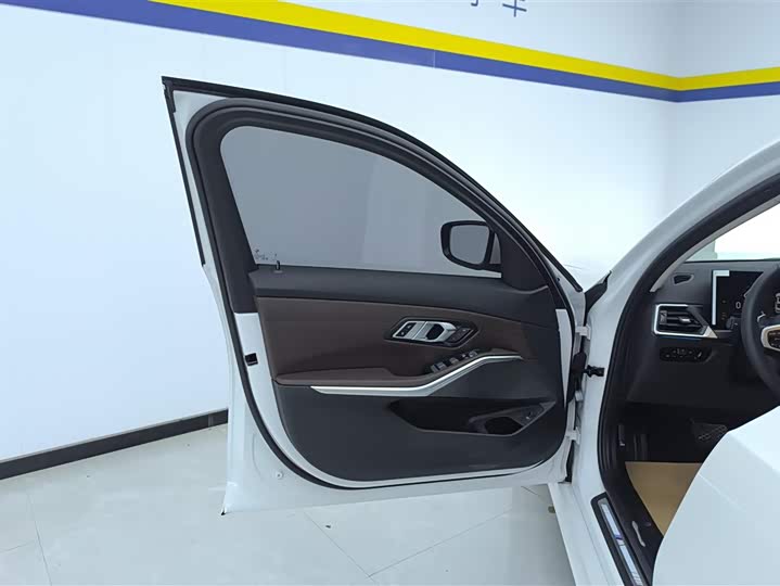 Фото 7 - BMW 3 Series