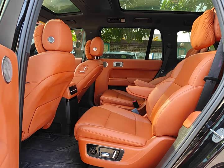 Фото 8 - LiXiang L9