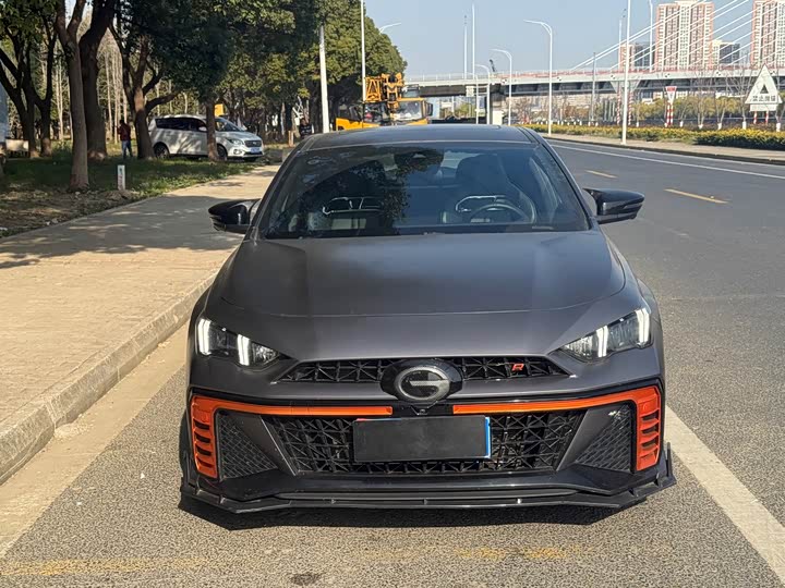 Фото 2 - GAC Trumpchi Empow R