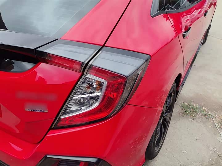 Фото 8 - Honda Civic